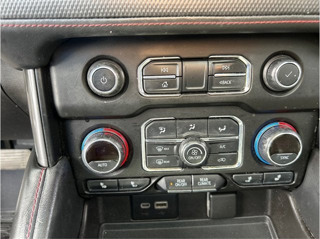 2021 Chevrolet Suburban RST