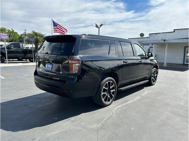 2023 Chevrolet Suburban RST