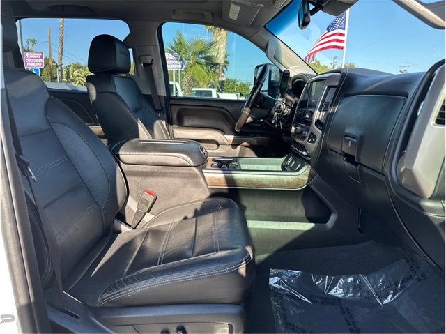 2019 GMC Sierra 3500HD DENALI 4X4 DIESEL NAV BACK UP CAM CLEAN R