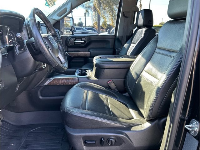 2020 GMC Sierra 2500HD DENALI 4X4 DIESEL NAV BACK UP CAM 1 OWNER CLEAN R