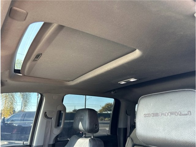 2021 GMC Sierra 3500HD DENALI 4X4 DIESEL LONG BED NAV BACK UP CAM 1 OWNER