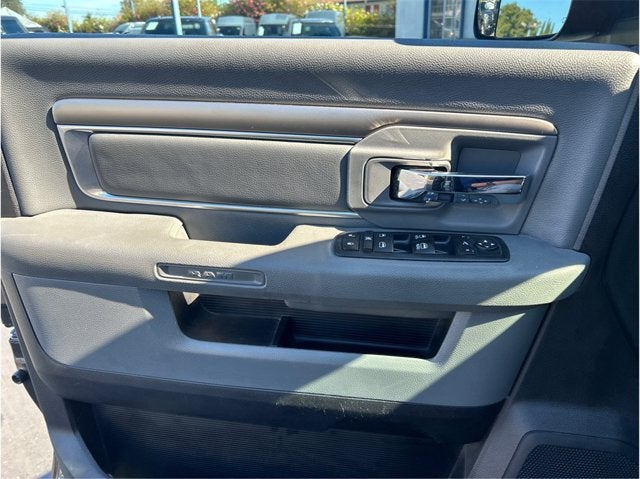 2017 RAM 2500 BIG HORN 4X4 LONG BED 6.4L GAS BACK UP CAM CLEAN