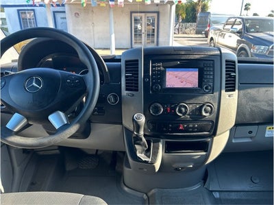 2018 Mercedes-Benz Sprinter Passenger Van 2500 Standard Roof V6 144" RWD